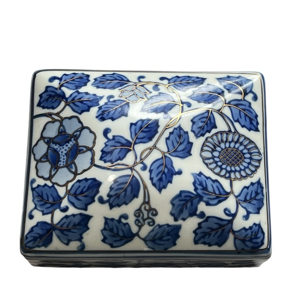 Vintage Porcelain Oriental Floral Trinket Box gold accents Lidded Box numbered - Picture 2 of 15